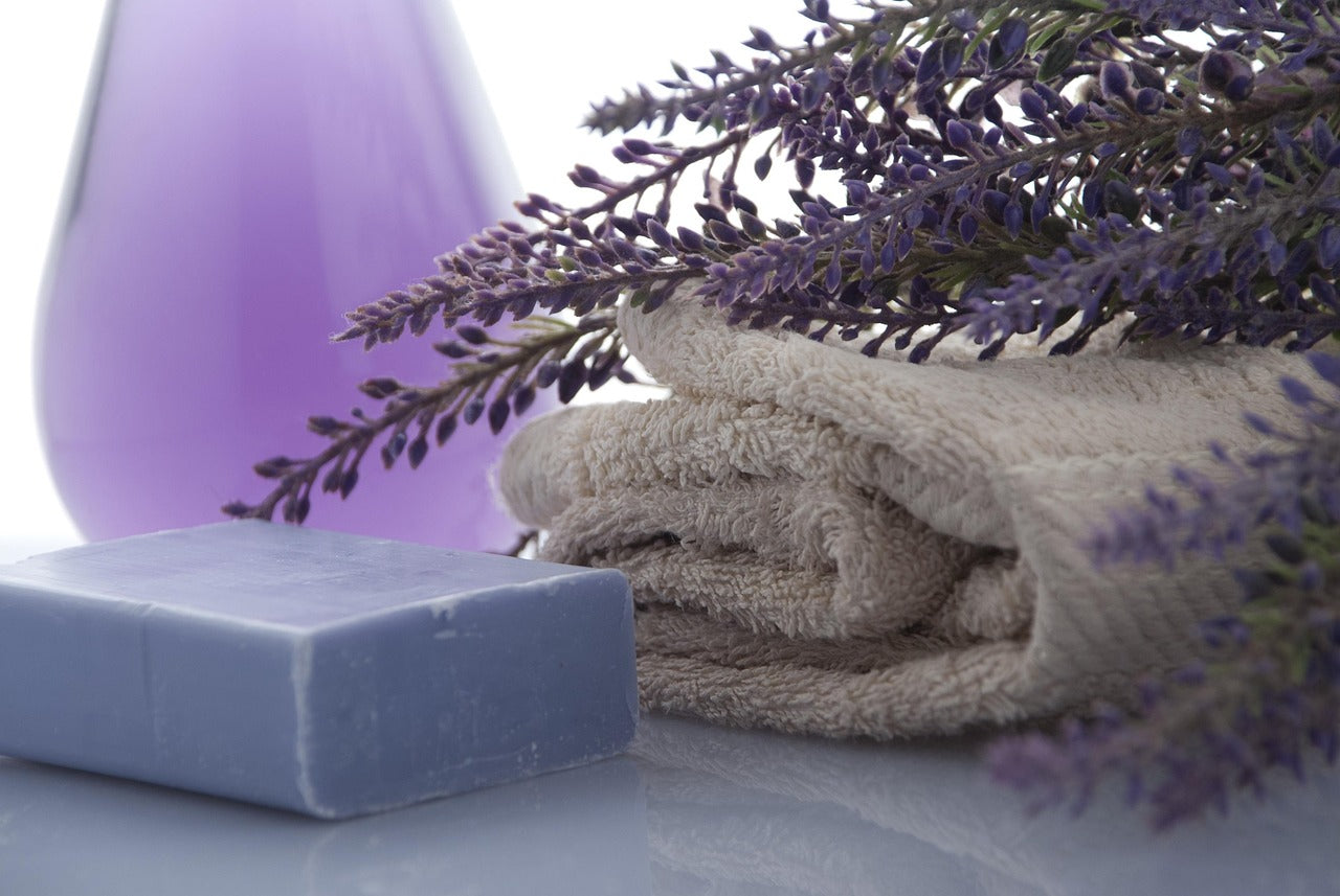 Handmade Lavender Soap Bar – Natural Cold Process Soap for Relaxation Skin Care – Aromatherapy Gift – Vegan & Organic